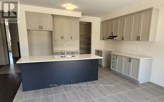 Building Photo - 46 Sandhill Cres