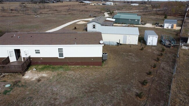 Foto del edificio - 17310 State Hwy 95