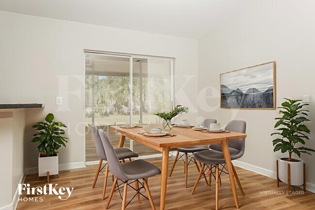 Foto del edificio - 3240 Alesio Ave