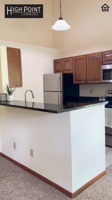 High Point Commons Apartments