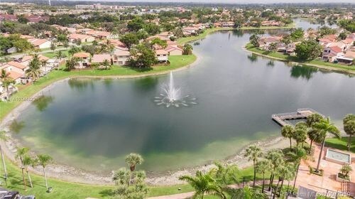 Foto del edificio - 6256 NW 170th Terrace
