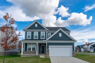 Building Photo - 717 Risdon Trail S