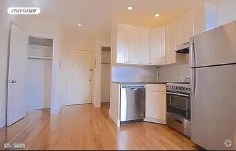 Building Photo - 492 11th St