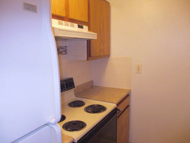 Foto del edificio - 1310 Admiral Blvd
