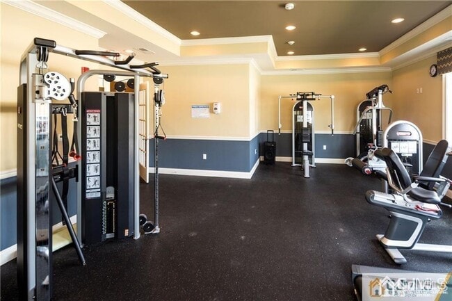 Building Photo - 524 Doral Ct