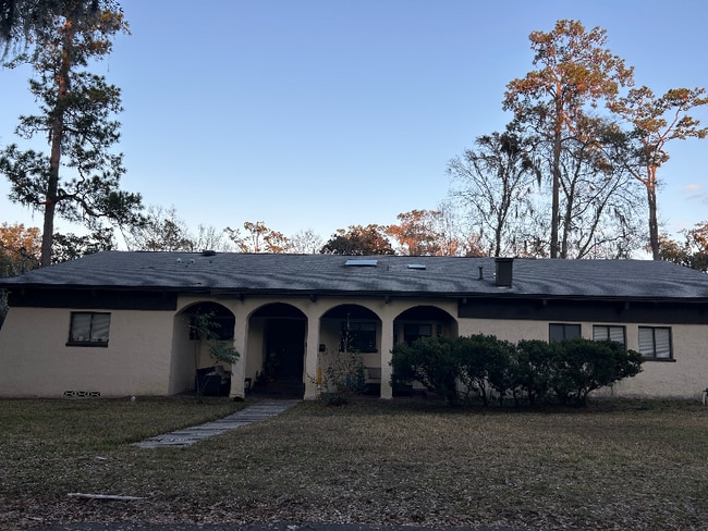 Photo - 745 NW 18th St House