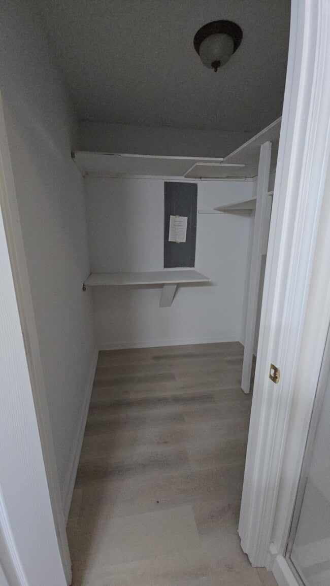 Foto del edificio - 4066 Triton Dr