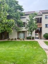 Building Photo - 7468 S Alkire St