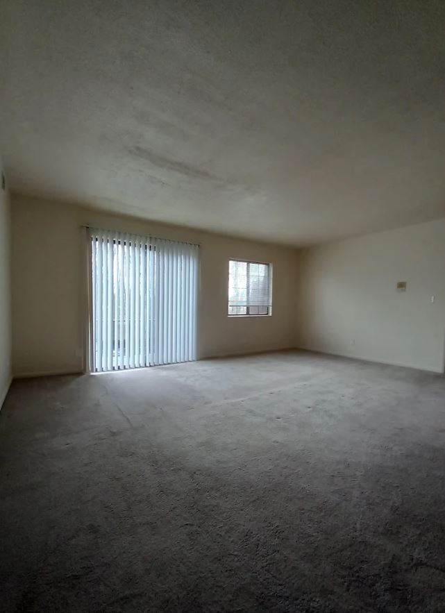 Liberty Park Apartments Apartments 300 Elruth Ct Girard, OH