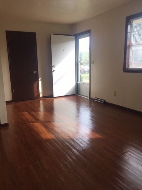 Foto del edificio - 622 E Harrison St
