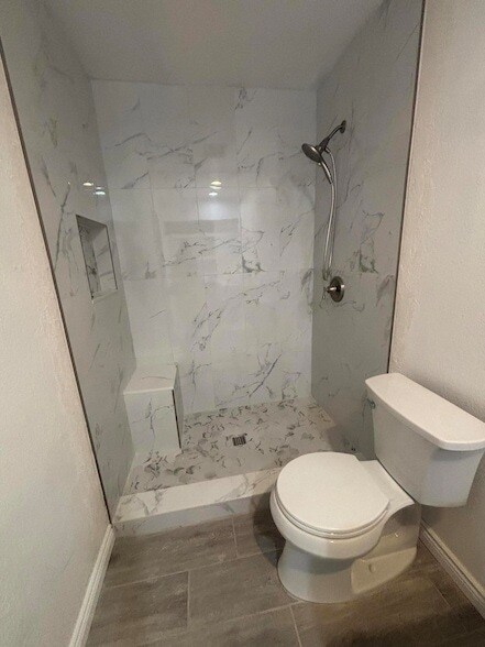 Foto del edificio - 74800 Sheryl Ave