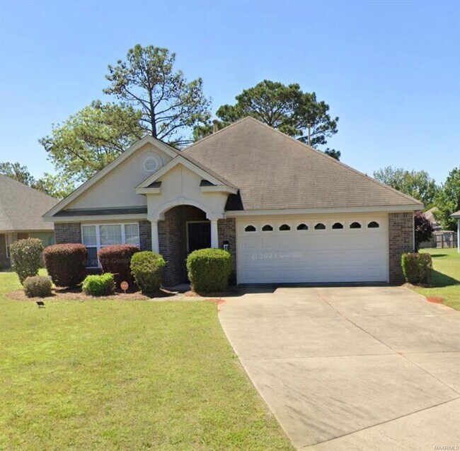 Building Photo - 1588 Hawthorne Ln