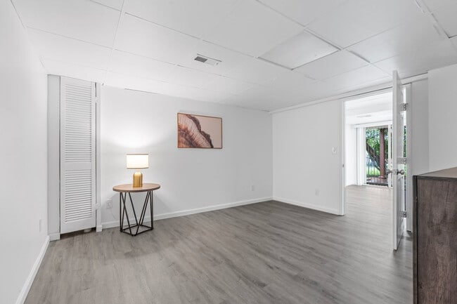 Building Photo - 2662 Smoke View Dr