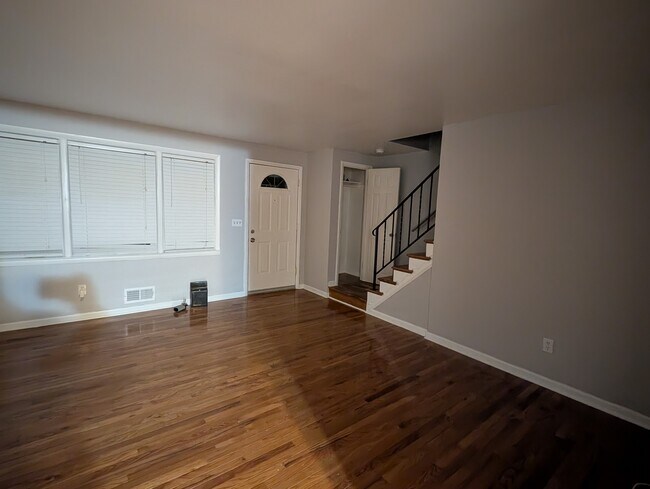 Foto del edificio - 1668 Kirkwood Rd