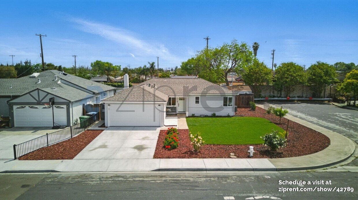 Foto principal - 1723 Laine Ave