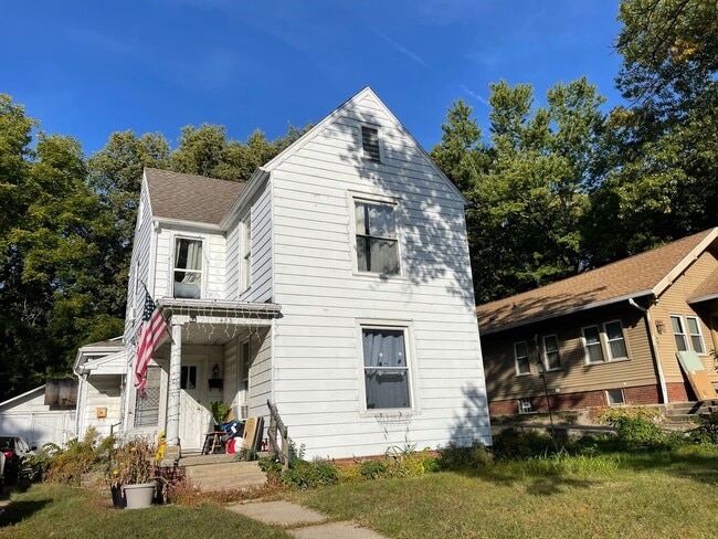 Photo - 483 Littleton St Apartment