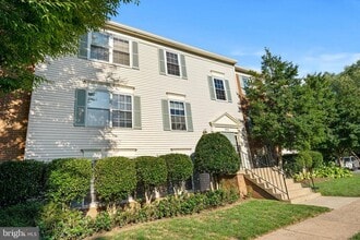 Building Photo - 9240 Caspian Way