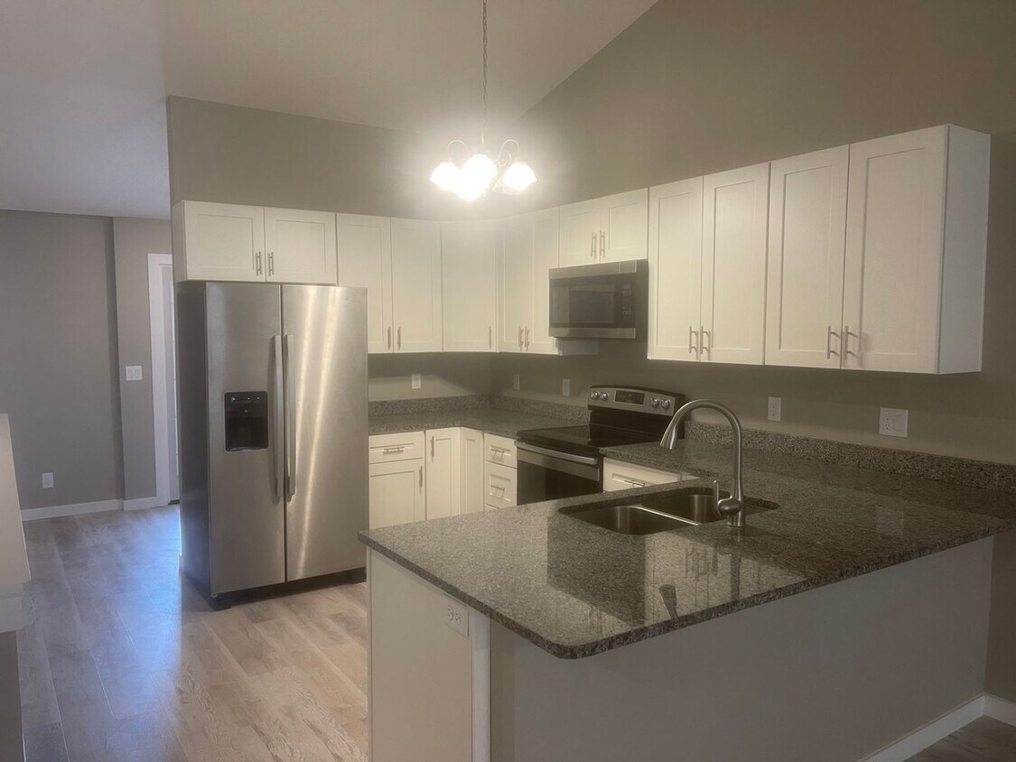 Primary Photo - Your Village Pointe Townhome