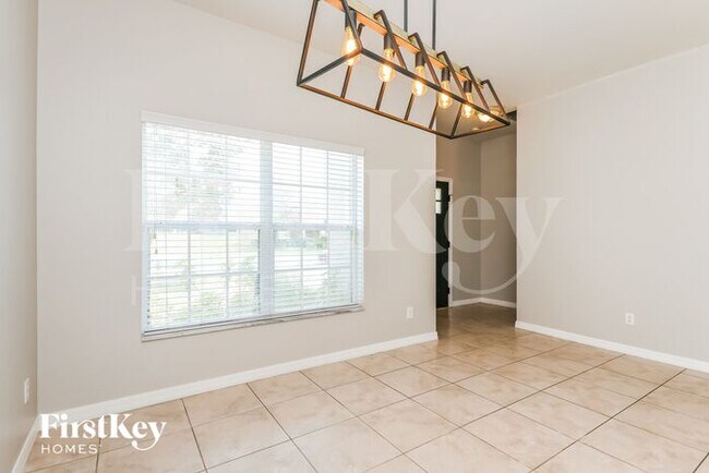Foto del edificio - 503 Haywood Ln