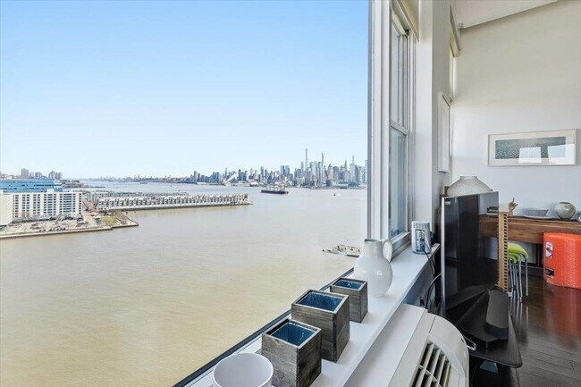 Building Photo - 1500 Washington St