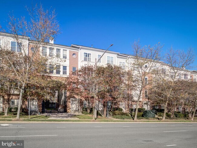 Foto del edificio - 9490 Virginia Center Blvd