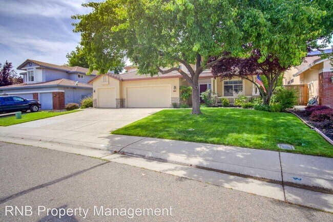 Foto del edificio - 4 br, 3.5 bath House - 4432 Pebble Beach Road