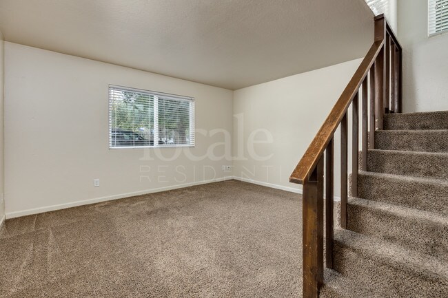 Foto del edificio - 1119 W Sacramento Ave