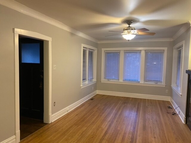 Foto del edificio - 5335 W Sunnyside Ave
