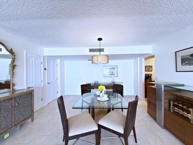 Foto del edificio - 3546 S Ocean Blvd