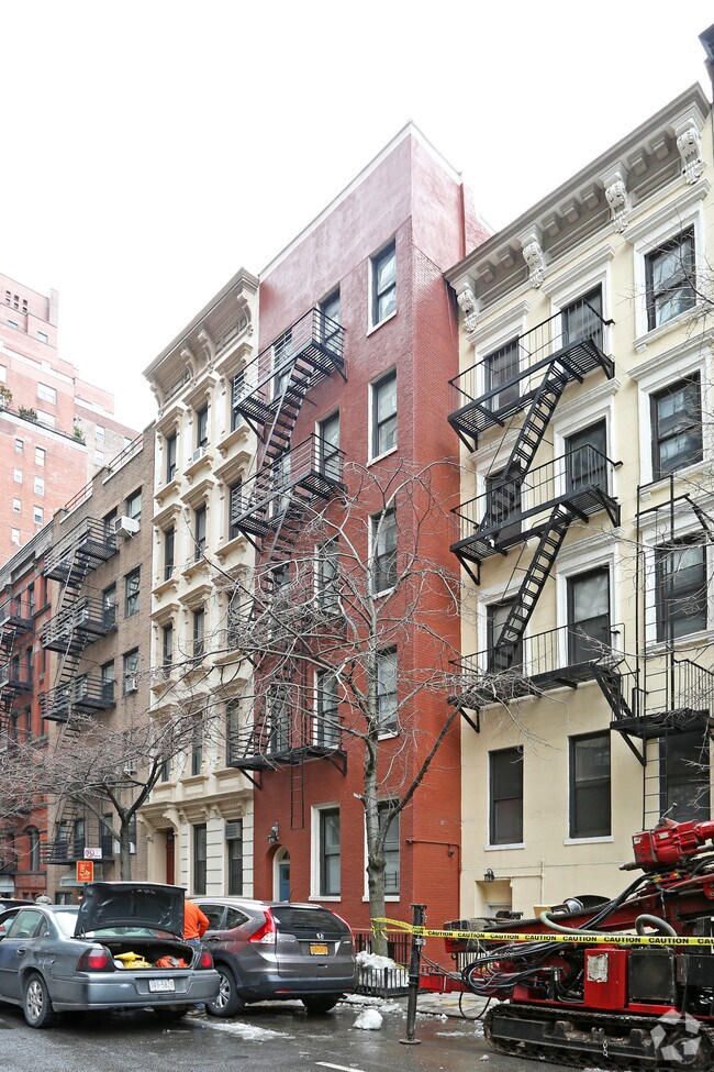 Building Photo - 428 E 58th St
