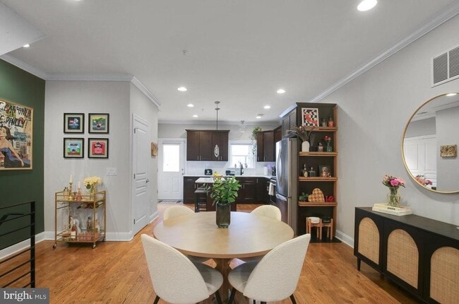 Building Photo - 1715 N Howard St