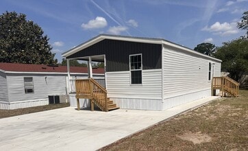 Building Photo - 7865 W Hwy 40