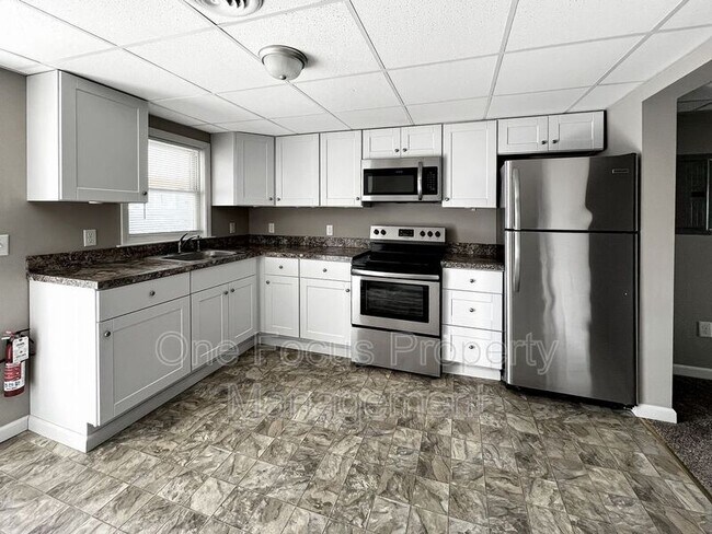 Foto del edificio - 482 W Main St