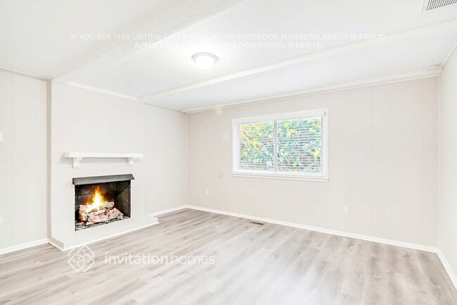 Building Photo - 1312 Clermont Rd