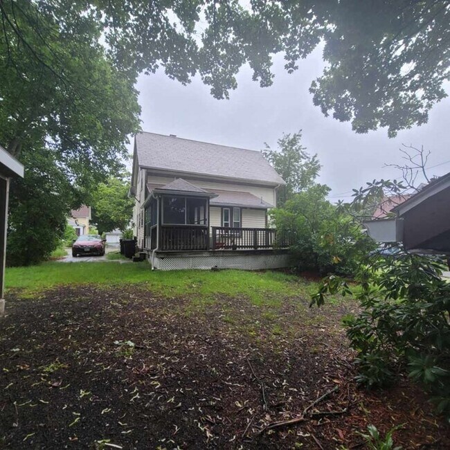 Building Photo - 97 Coburn Ave