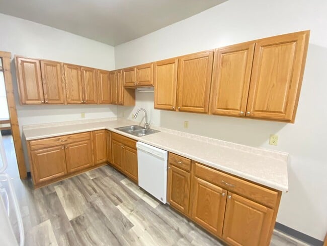 Building Photo - 2311 Olive St