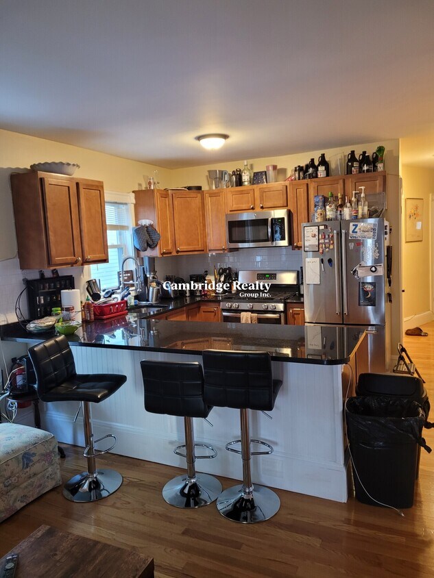 Primary Photo - 42-44 Gorham St