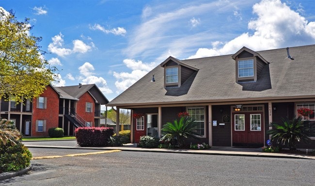 Building Photo - Bluebonnet Ridge Apartments