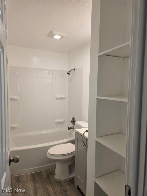 Foto del edificio - 608 Baldwin Ave