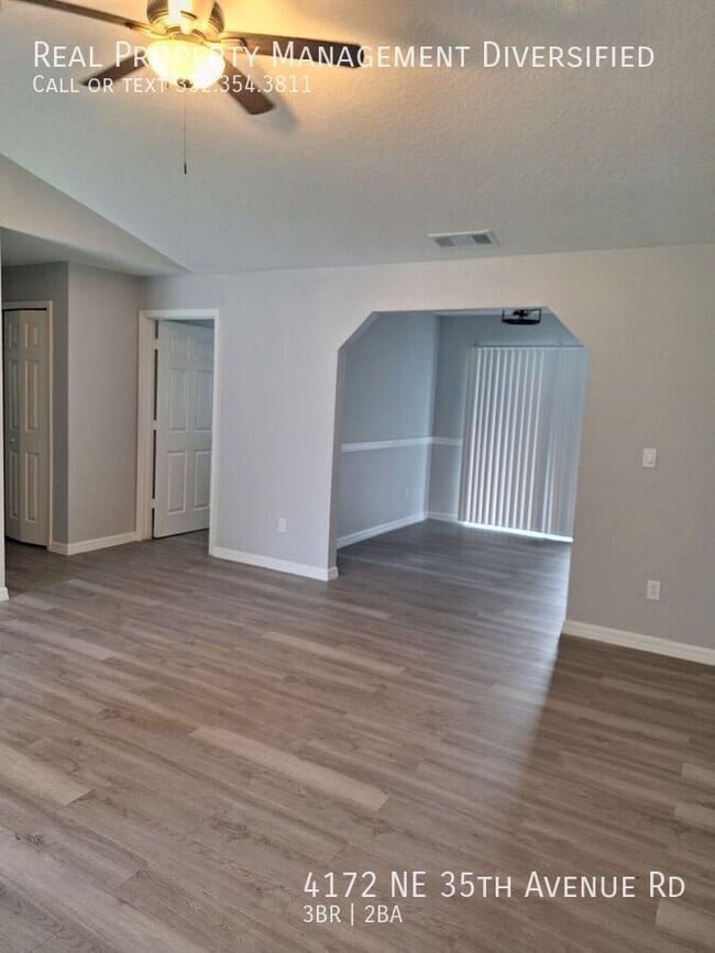 Building Photo - 4172 NE 35th Avenue Rd