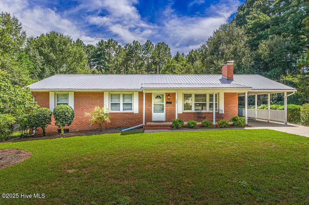 Primary Photo - 507 Wilder Ave