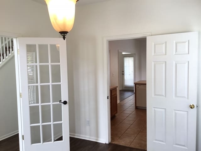 Building Photo - 328 Rice Bay Dr