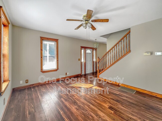 Building Photo - 1375 Green Valley Rd