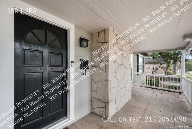 Building Photo - 167 E Edgewood Pl