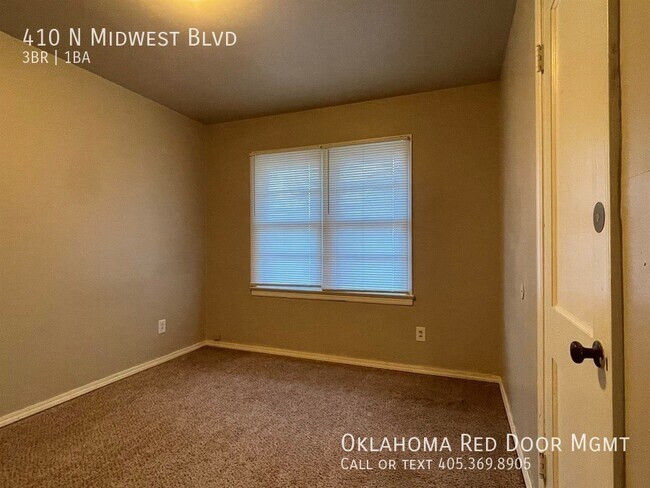 Building Photo - 410 N Midwest Blvd
