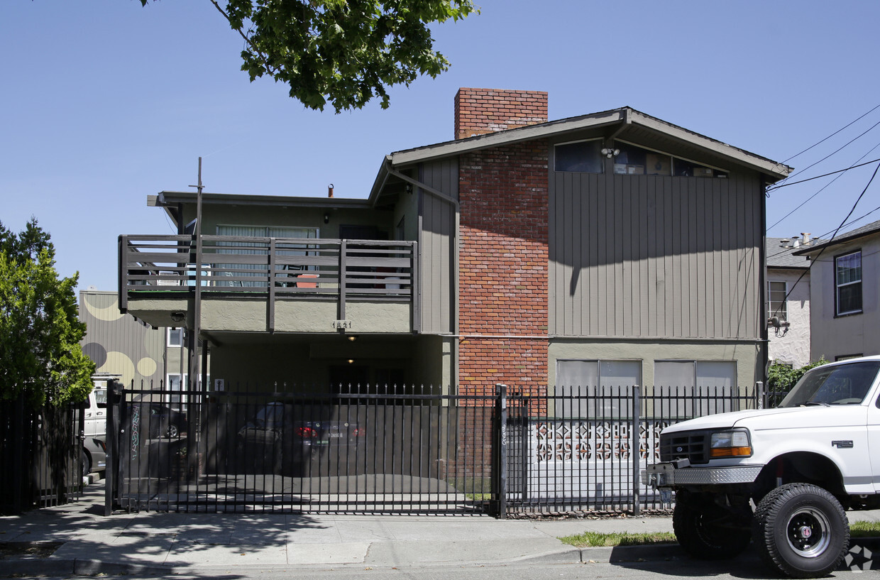 Foto del edificio - 1531 Alcatraz Ave