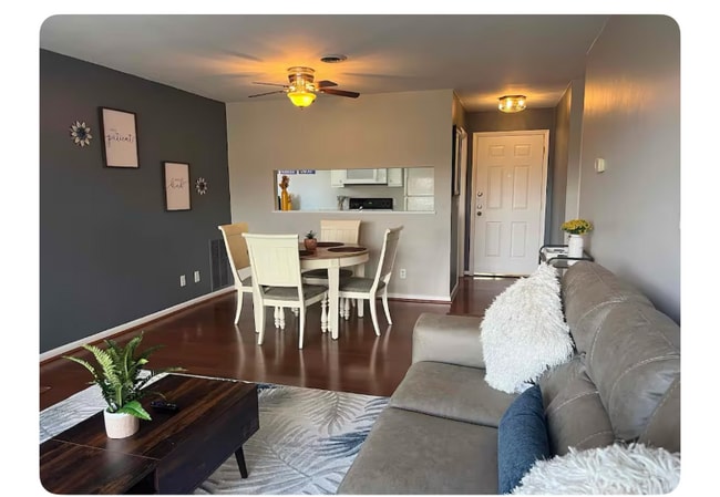 Building Photo - 3017 Winterberry Dr
