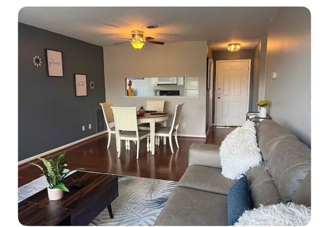 Foto del edificio - 3017 Winterberry Dr
