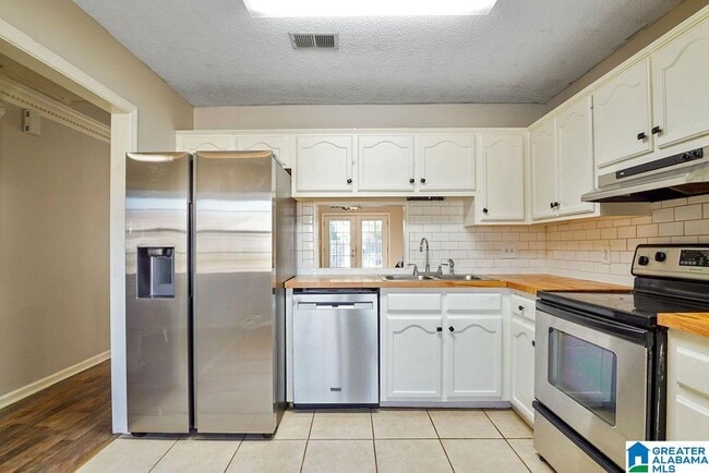 Foto del edificio - 3507 Wildewood Dr