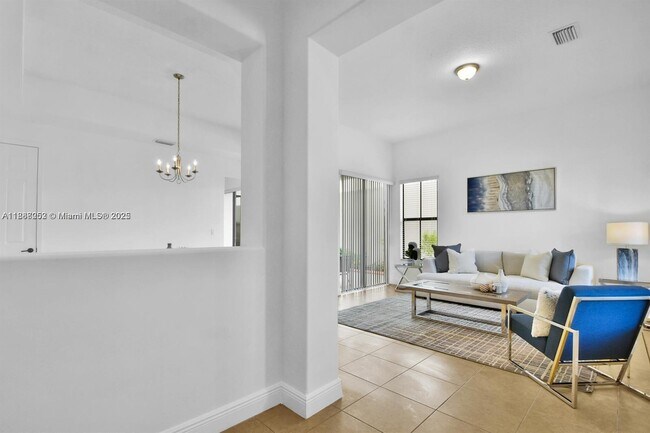 Foto del edificio - 8354 NW 39th Ct